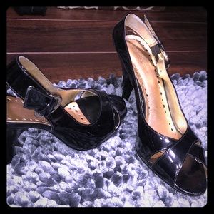 BCBG heels